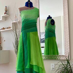 Green shadow dance dress